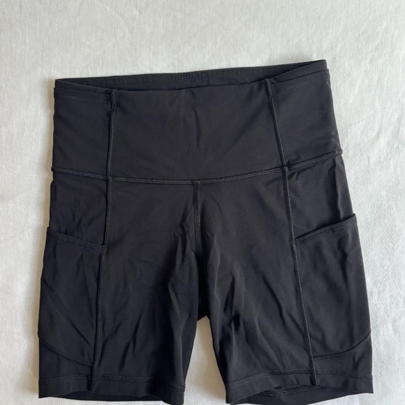 Lululemon black Fast And Free Short 6" - Picture 8 of 8